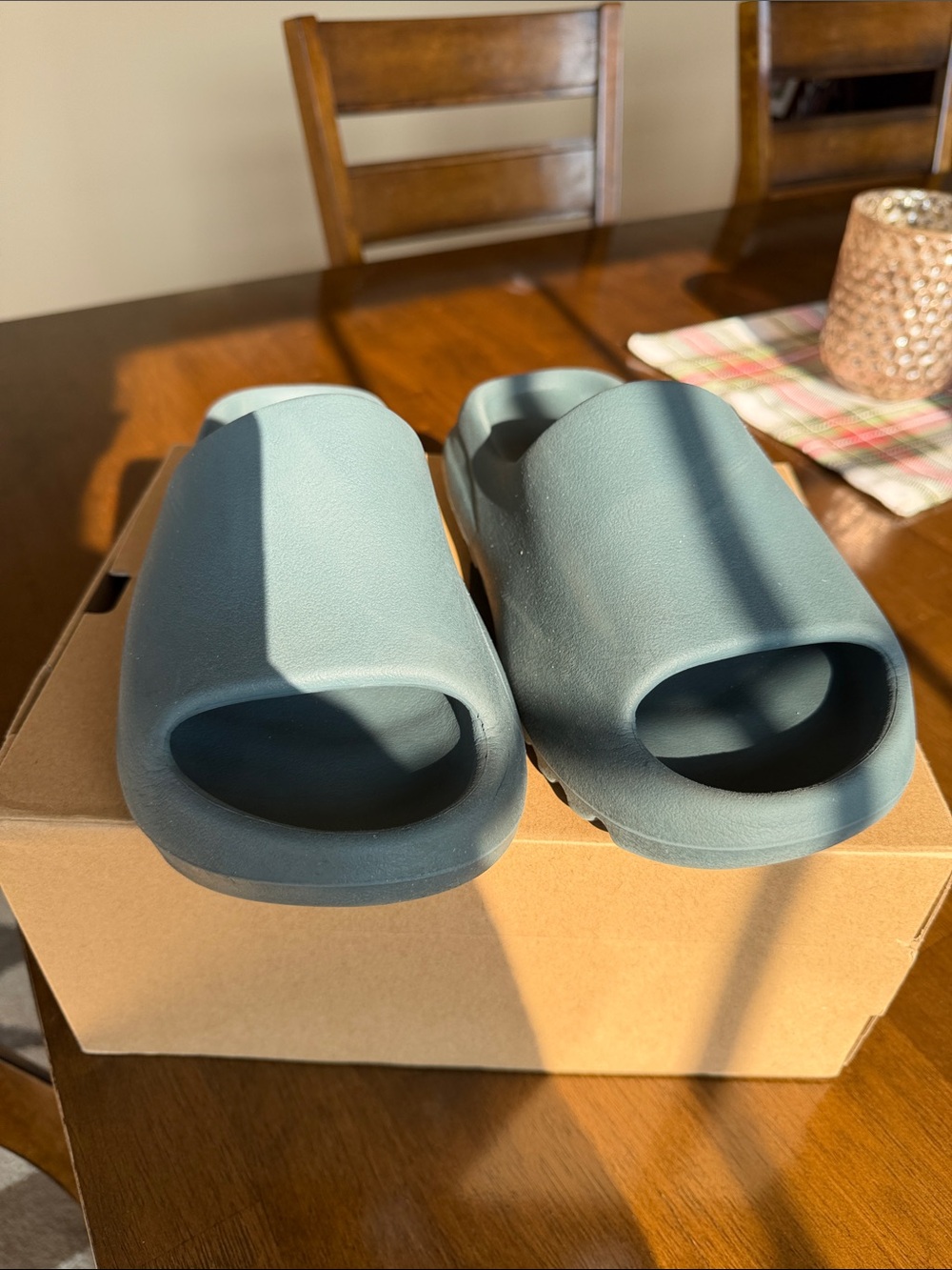 Yeezy Slide in Slate Blue-Green